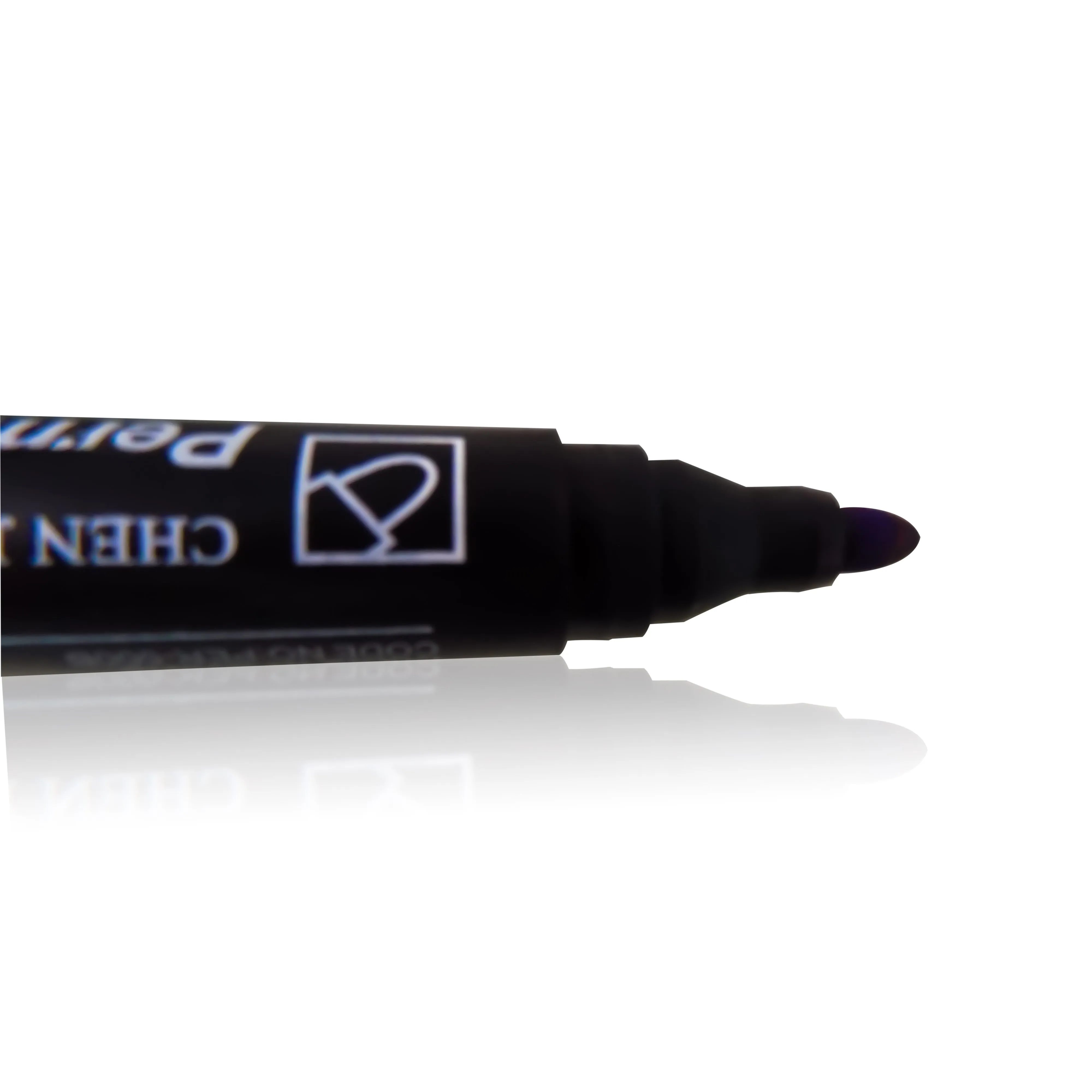 0569 Permanent Markers