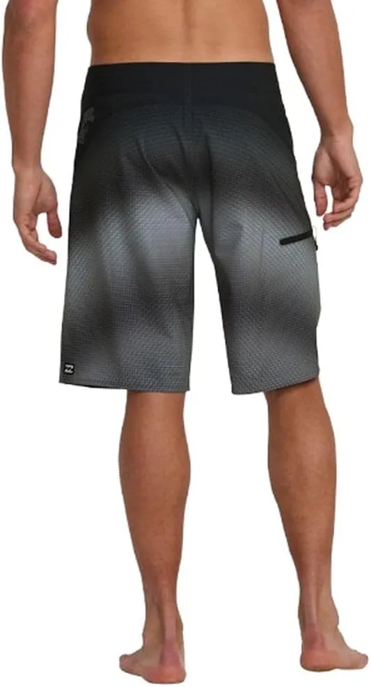 Billabong Men's Fluid Pro 20" Performance Boardshorts