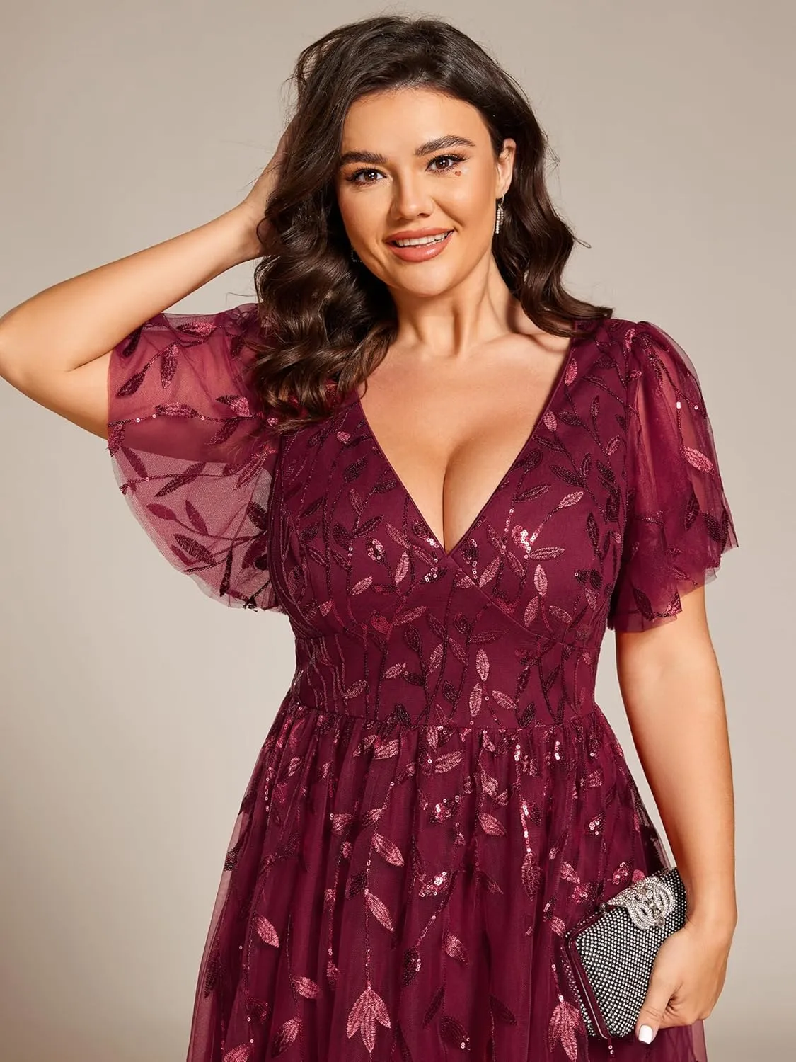 Ever-Pretty Women's V Neck Short Sleeves Embroidery Empire Waist Sequin Plus Size Midi Cocktail Wedding Guest Dresses 2230-DA