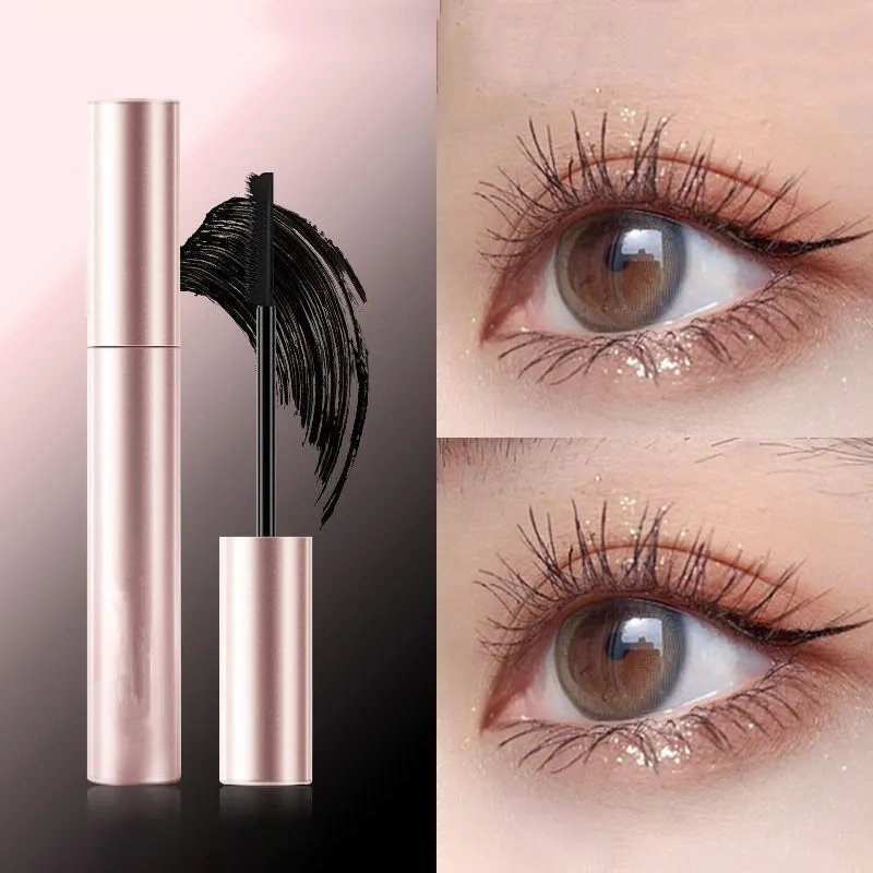 Nieuwe verlengende en krullende mascara
