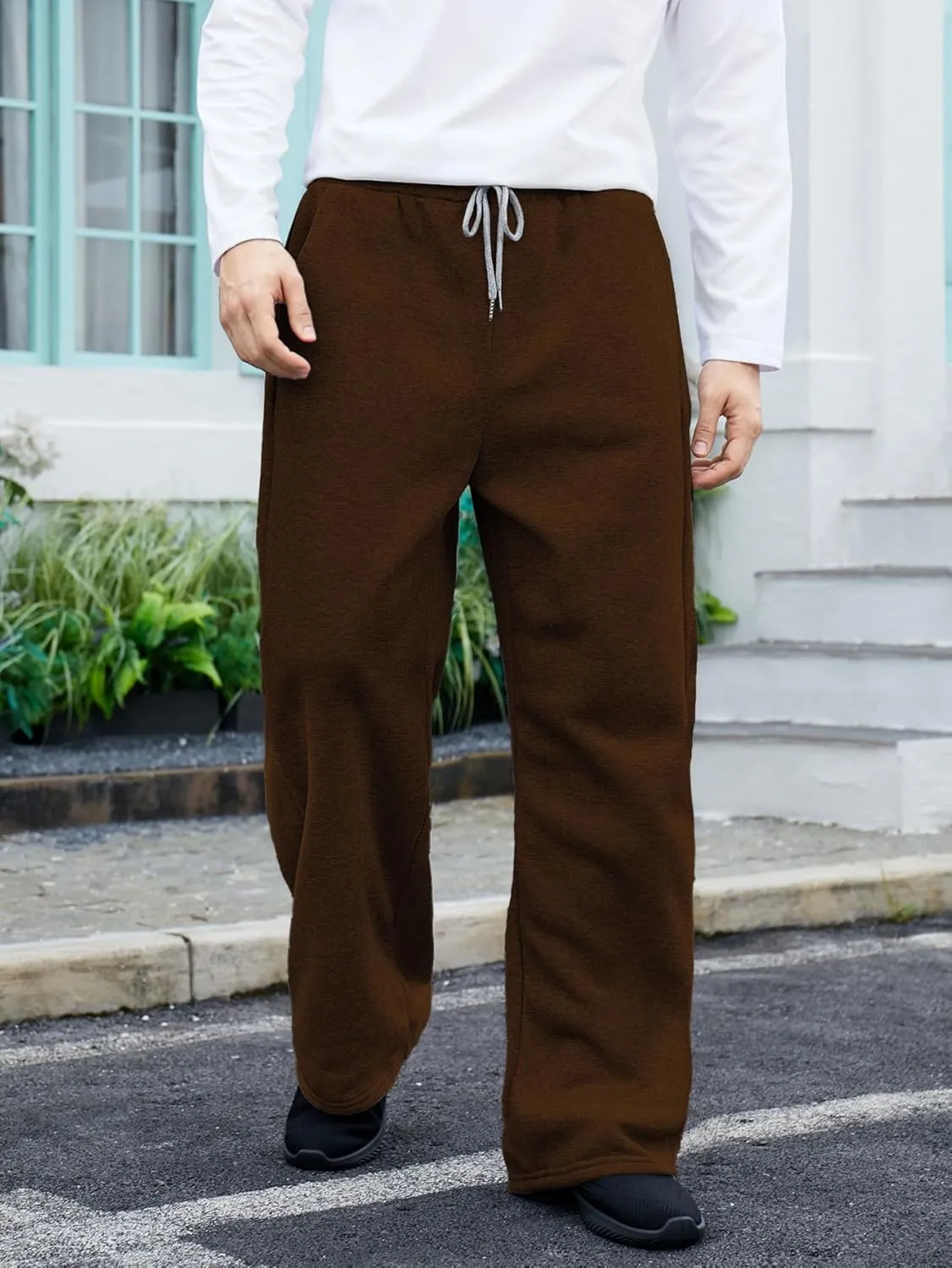 OYOANGLE Men's Drawstring Waist Straight Wide Leg Baggy Pants Workout Athletic Sweatpants with Pocket