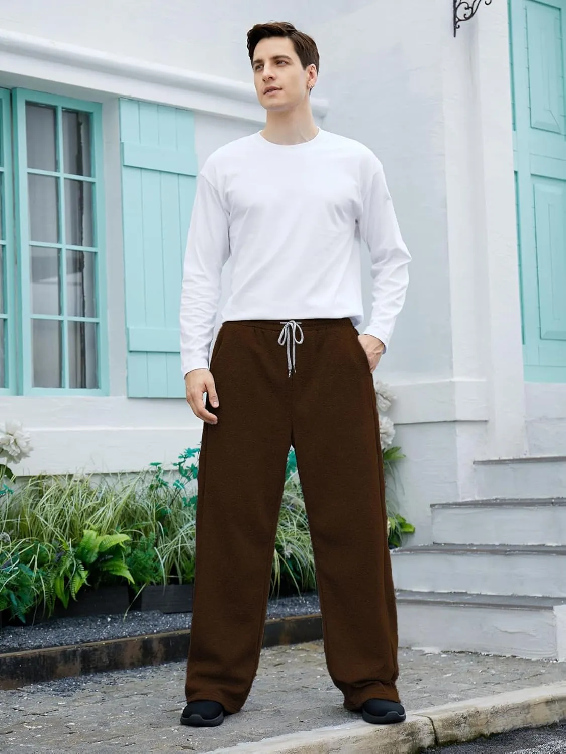 OYOANGLE Men's Drawstring Waist Straight Wide Leg Baggy Pants Workout Athletic Sweatpants with Pocket