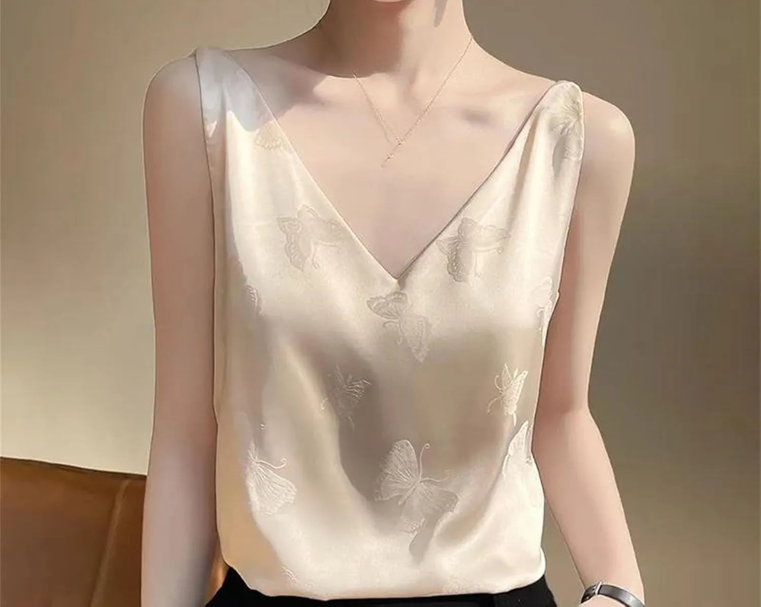 Womens V-Neck Silk Camisole Summer Sleeveless Thin Vest Jacquard Satin Tops Loose Bottoming Shirt